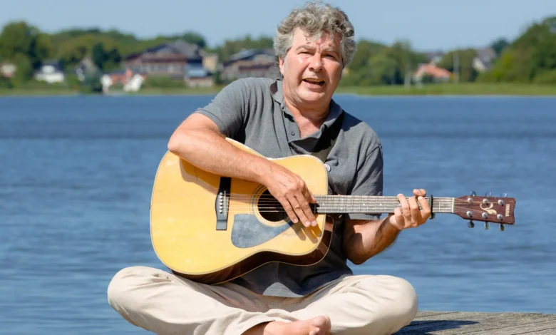 Rolf Zuckowski verstorben – Ein Rückblick auf das Leben des beliebten Musikers Rolf Zuckowski verstorben – Ein Rückblick auf das Leben des beliebten Musikers